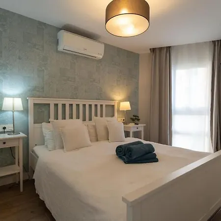 Buena Vista Torres Yomely アパート