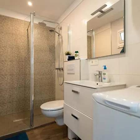 Buena Vista Torres Yomely * アロナ